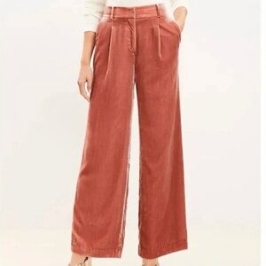 NWT-Loft Peyton Velvet Wide Leg Pant